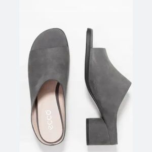 ECCO grey suede slides. Open toe. Block heels. EU 41 / 10 Like new!! EUC